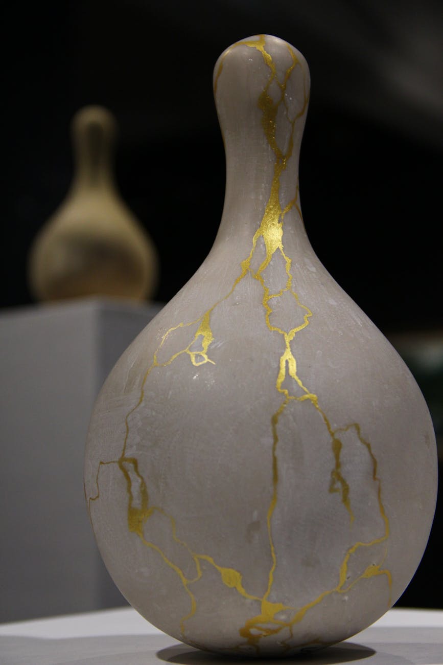 Kintsugi. Healing.
